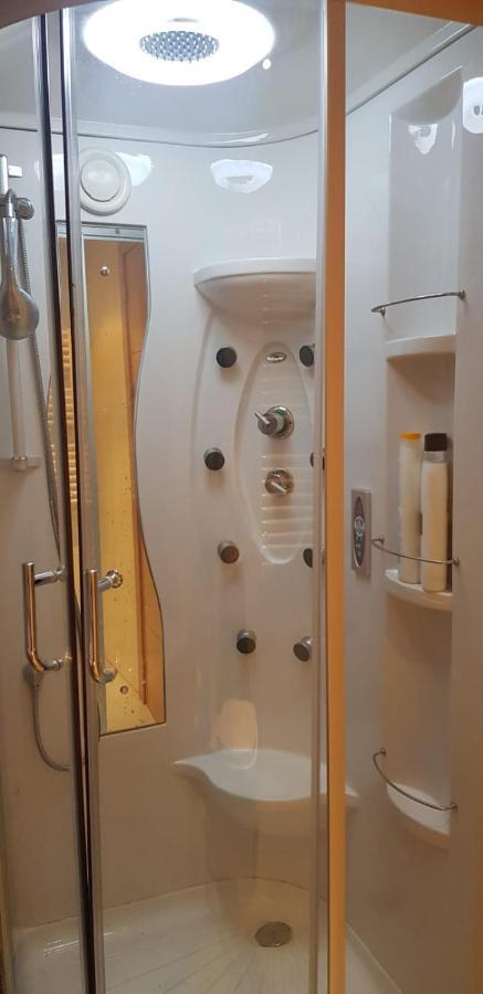 Rooms San Marcos Madryt Zewnętrze zdjęcie